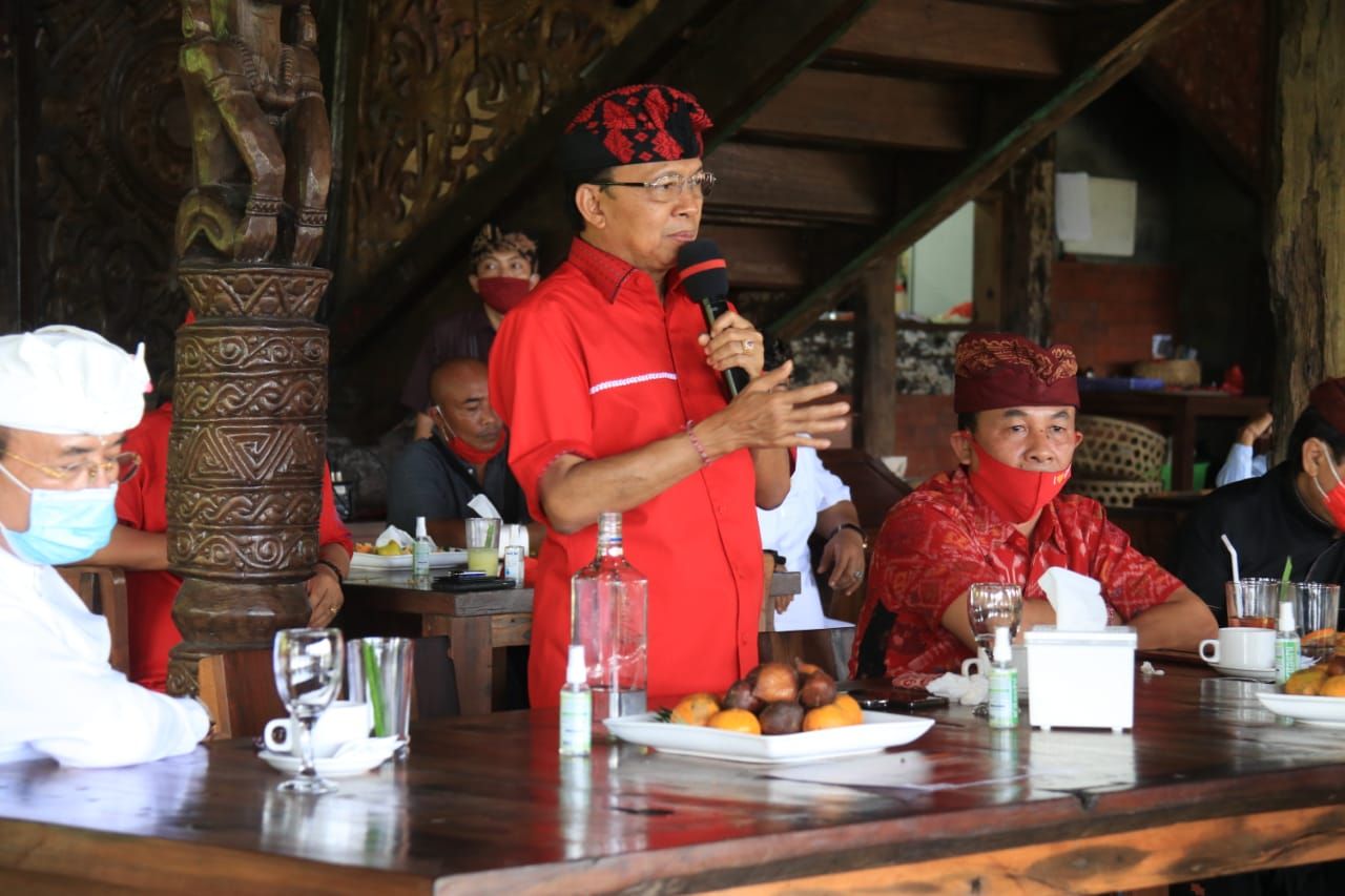 podiumnews.com-Bertemu Koster, Pengerajin Arak Karangasem Akui Terbantu Adanya Pergub 